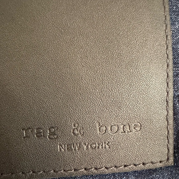 Rag & Bone Brandon Shorts – Dark Indigo, Silver Snaps, Size 2 - Picture 4 of 8